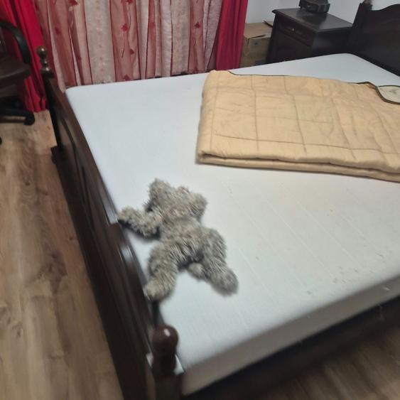 Apartament cu 3 camere în Astra