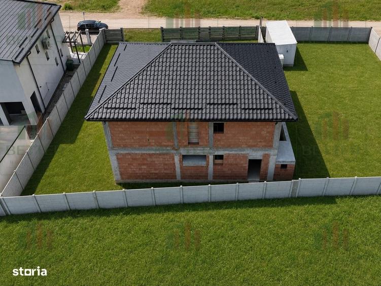 Casă cu 4 camere în Cernica