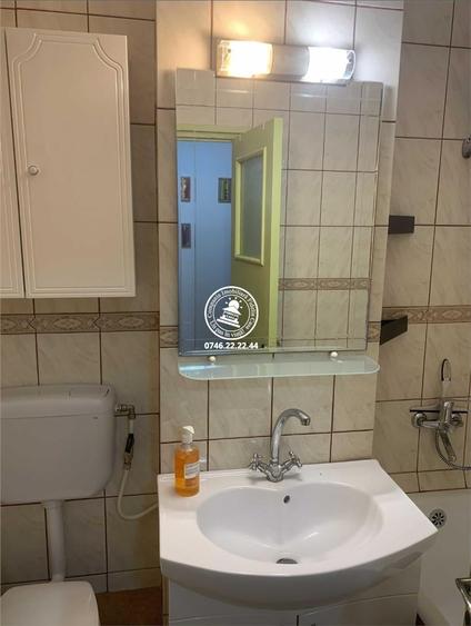 Apartament cu 2 camere decomandat, mobilat în Podu Roș