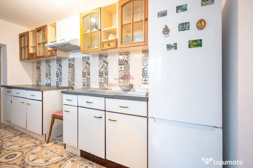 Casă cu 2 camere cu Teren 931 Mp în Șinca