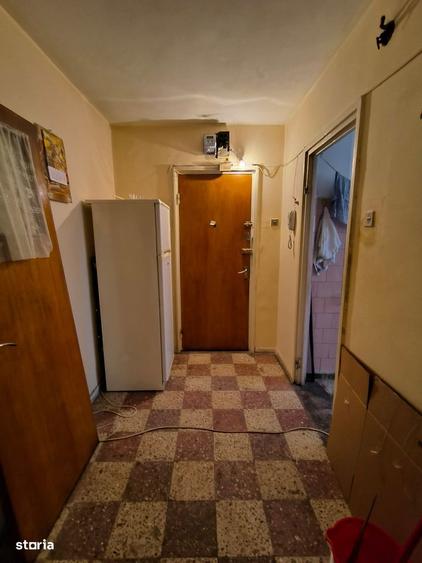 Apartament cu 3 camere decomandat în 1 Decembrie 1918