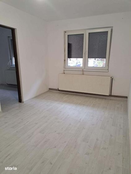 Apartament cu 2 camere semidecomandat în Dacia