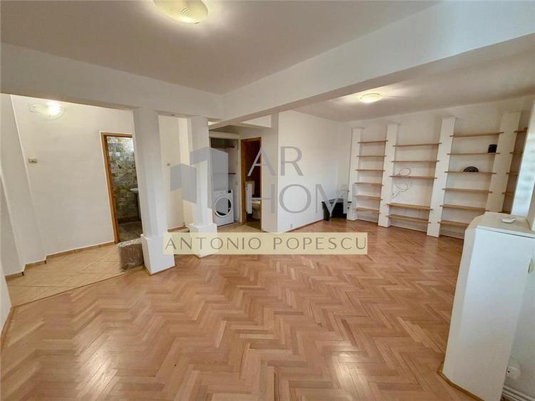 Apartament cu 2 camere decomandat, mobilat în Malu Roșu