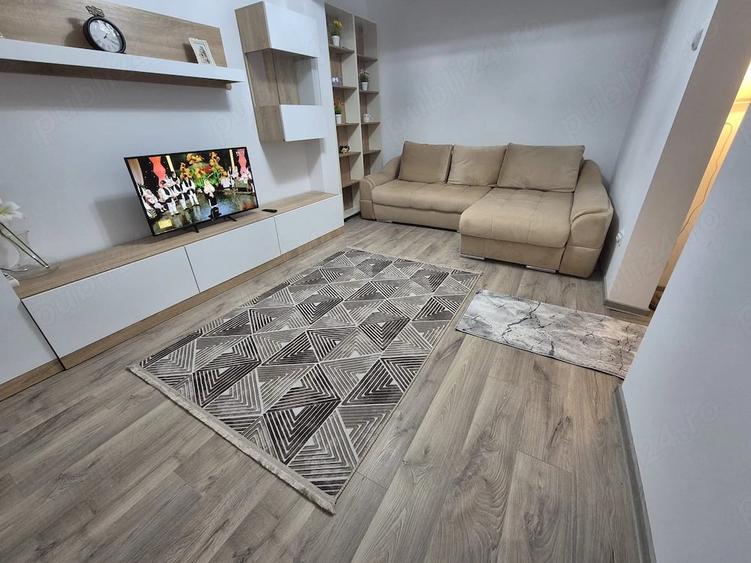 Garsonieră decomandată în Central