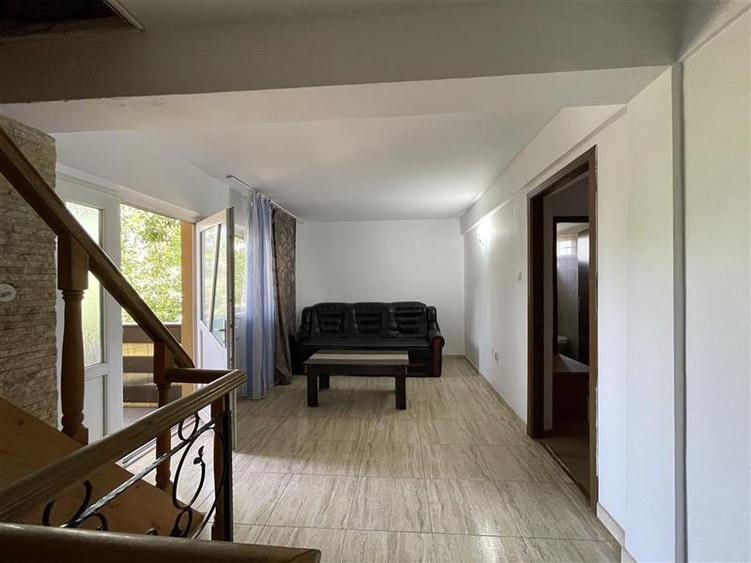 Casă individuală cu 10 camere cu Canalizare în Dallas