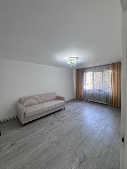 De Vanzare: Apartament Spatios cu 4 Camere Finisat la Cheie! Beclean - 2