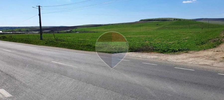 Teren Construcții intravilan de 10000 mp, în Iclod