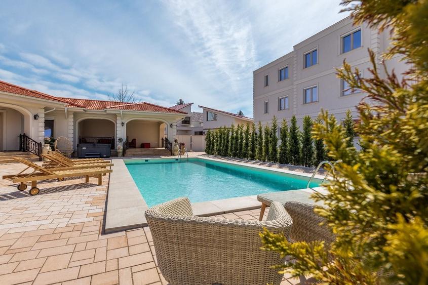 Apartament cu 3 camere decomandat, mobilat în Subcetate