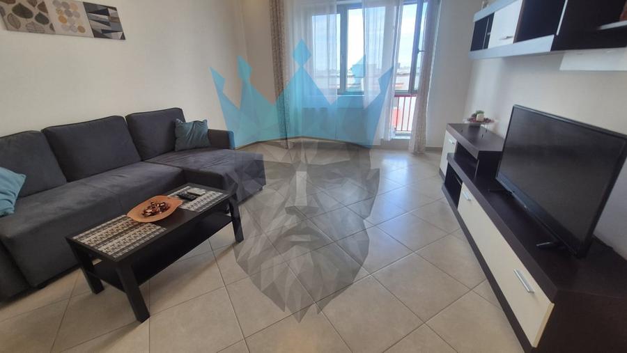 Apartament cu 2 camere decomandat, mobilat în Parcul Carol