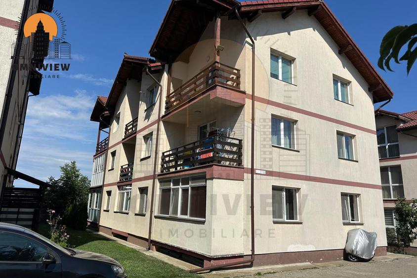 Apartament cu 2 camere decomandat în Tractorul