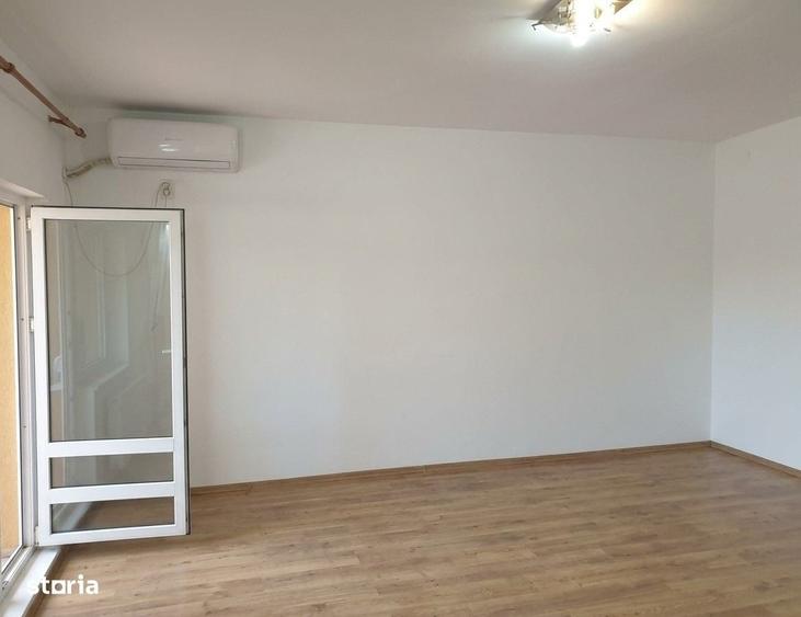 Apartament cu 3 camere decomandat în Păcurari