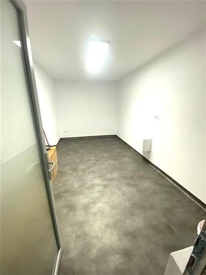 Spațiu comercial, de 65 mp, în Torontalului