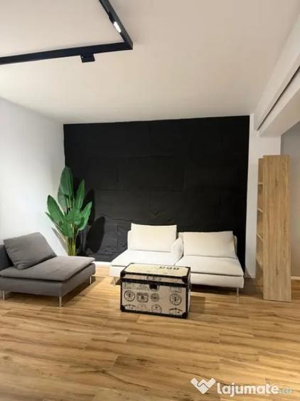 Apartament cu 2 camere decomandat în Calea Turzii