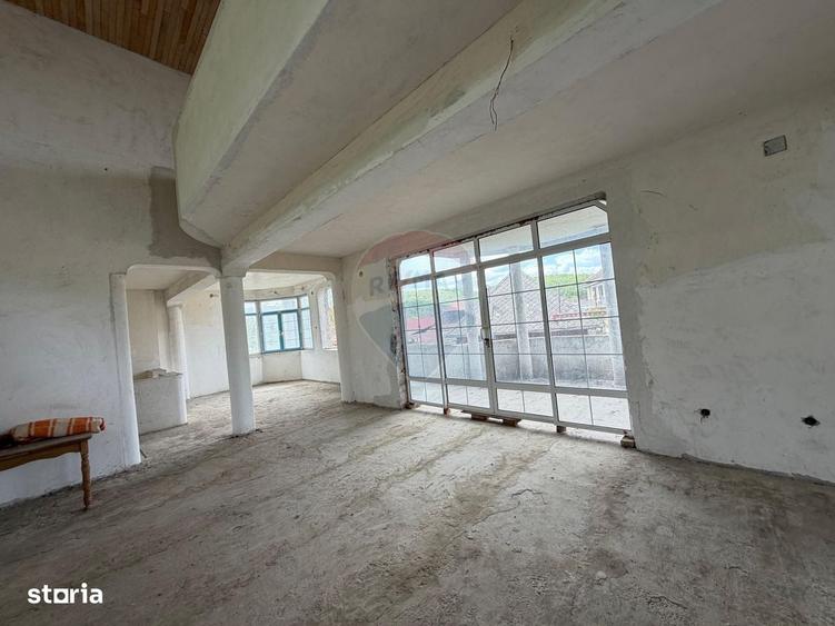 Casă cu 4 camere în Hovrila