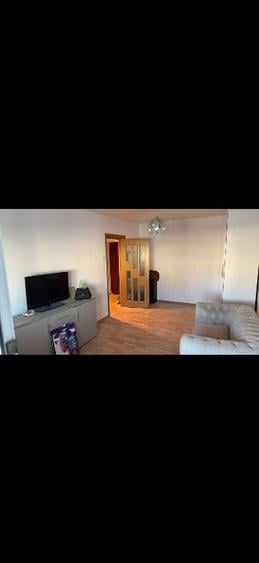 Apartament cu 2 camere decomandat în Drumul Taberei