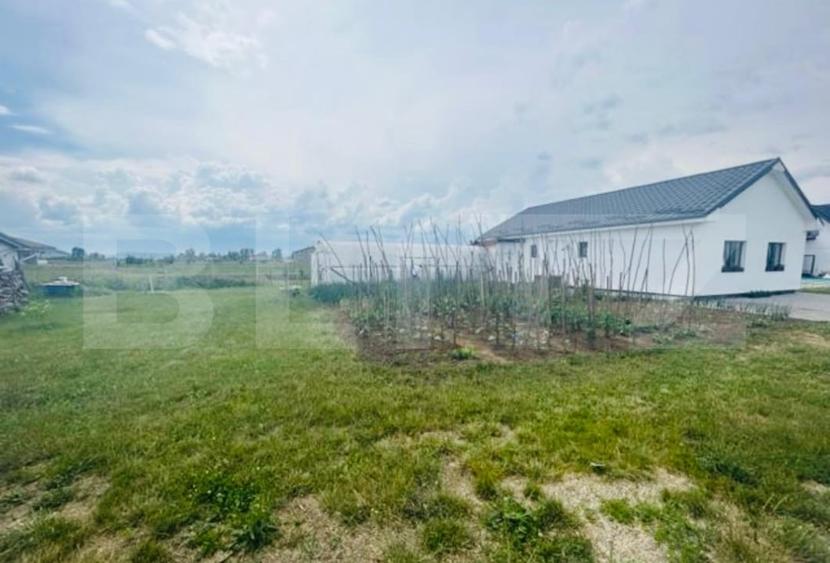 Casă individuală cu 6 camere cu Piscina în Exterior Est