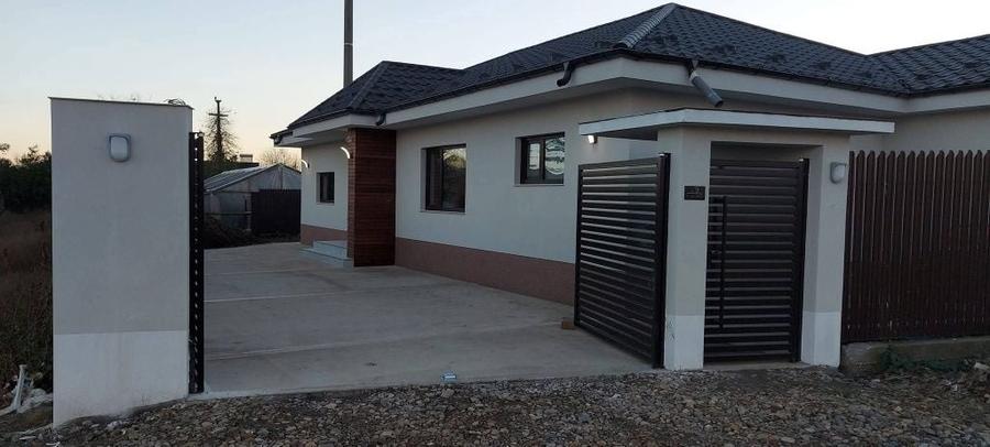 Casă cu 4 camere cu Teren 600 Mp în Smârdan