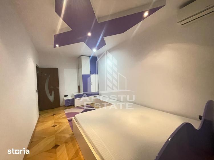 Apartament cu 3 camere decomandat în UTA