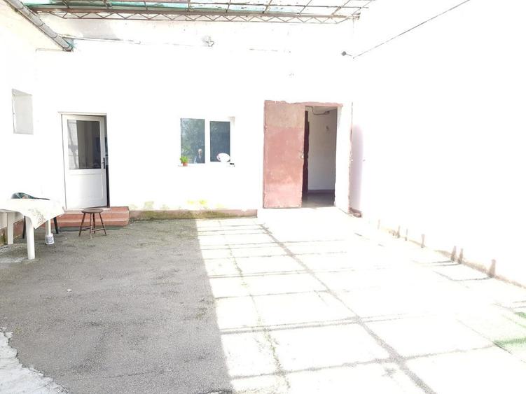 Spațiu comercial, de 50 mp, în Aradul Nou