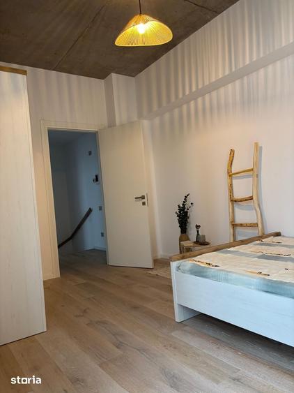 Casă cu 4 camere cu Teren 310 Mp în Tunari