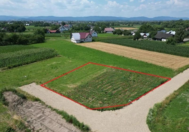 Teren Construcții intravilan de 900 mp, în Horodnic de Jos