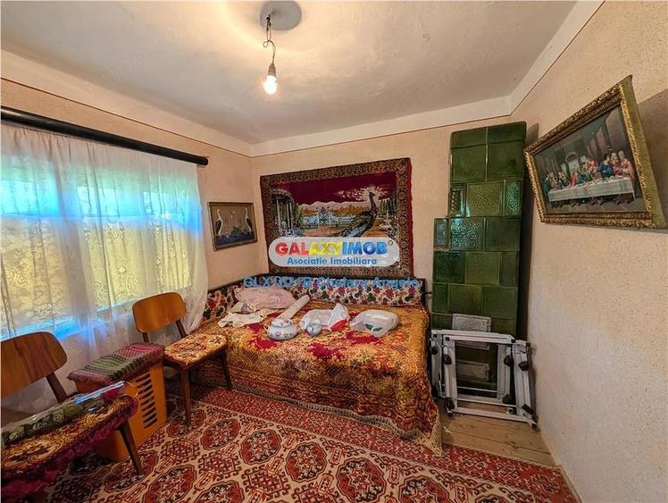 Casă cu 3 camere cu Teren 3000 Mp în Lipia