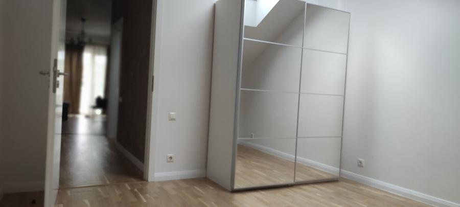 Apartament cu 3 camere decomandat, mobilat în Pipera