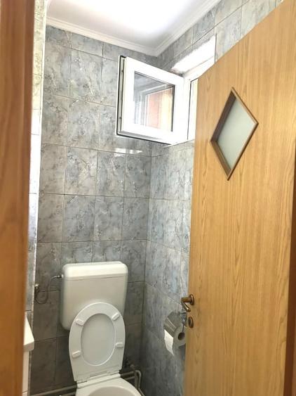 Apartament cu 3 camere decomandat în Triaj