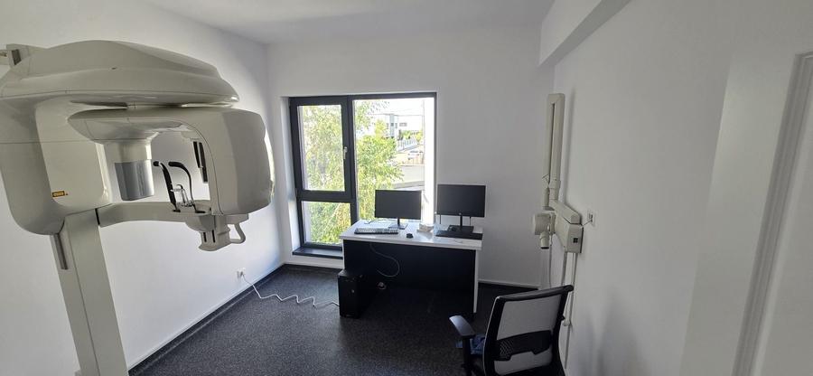 Spațiu comercial, de 120 mp, în Tunari