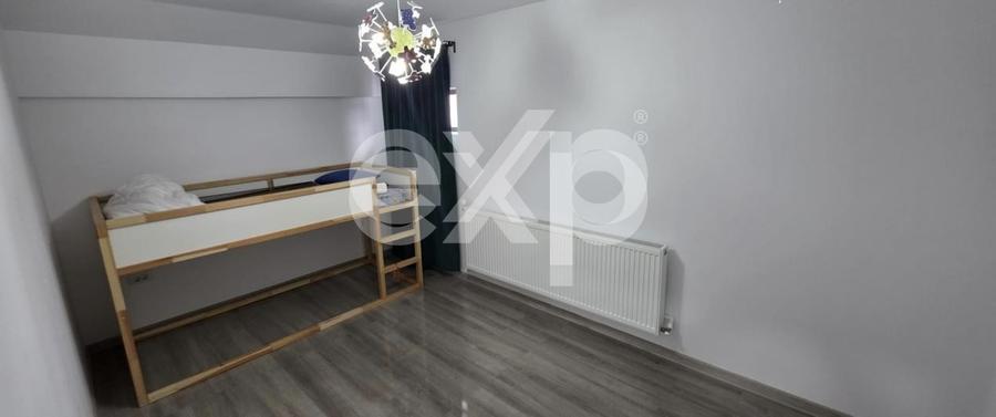 Casă individuală cu 5 camere cu Canalizare în Central