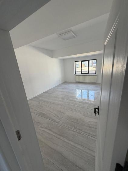 Apartament cu 2 camere decomandat în Mihoveni