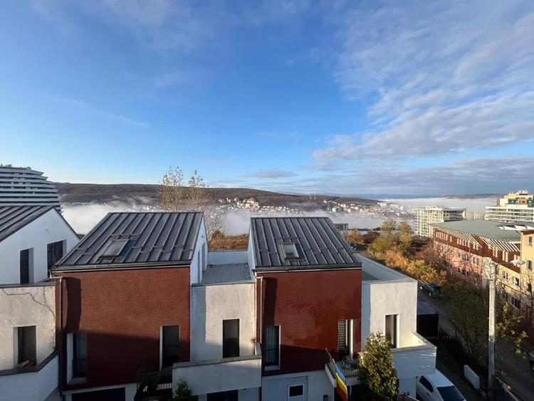 Apartament cu 3 camere decomandat, mobilat în Zorilor