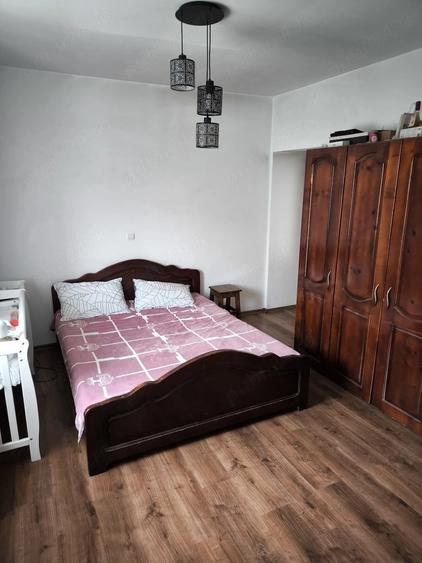 Casă cu 4 camere cu Teren 800 Mp în Corni