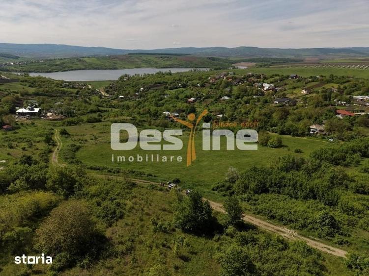 Teren de 8000 mp, în Miroslava