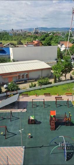 Apartament cu 2 camere decomandat în Exterior Vest