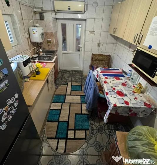 Casă cu 4 camere cu Teren 216 Mp în Păcii