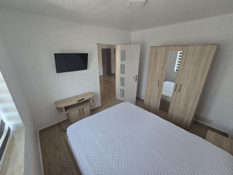 Apartament cu 2 camere decomandat în Radu Negru