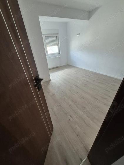 Casă cu Teren 936 Mp în Sântimbru