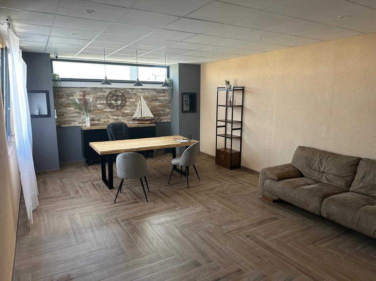 Spațiu comercial, de 35 mp, în Central
