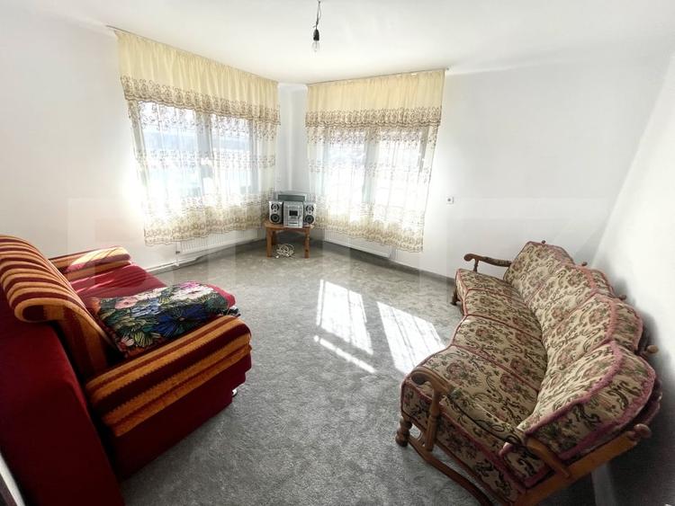 Casă individuală cu 3 camere cu Teren 3300 Mp în Avram Iancu