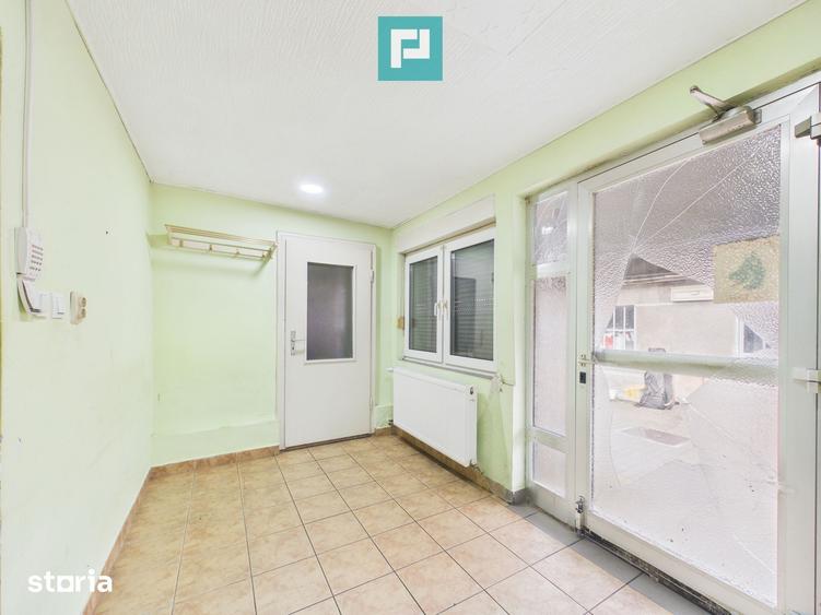 Casa cu 755 mp teren, zona centrala Curtici - 6
