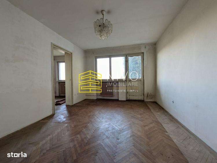 Apartament cu 3 camere semidecomandat în Corunca