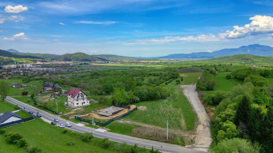 Teren Construcții intravilan de 1273 mp, în Tohănița