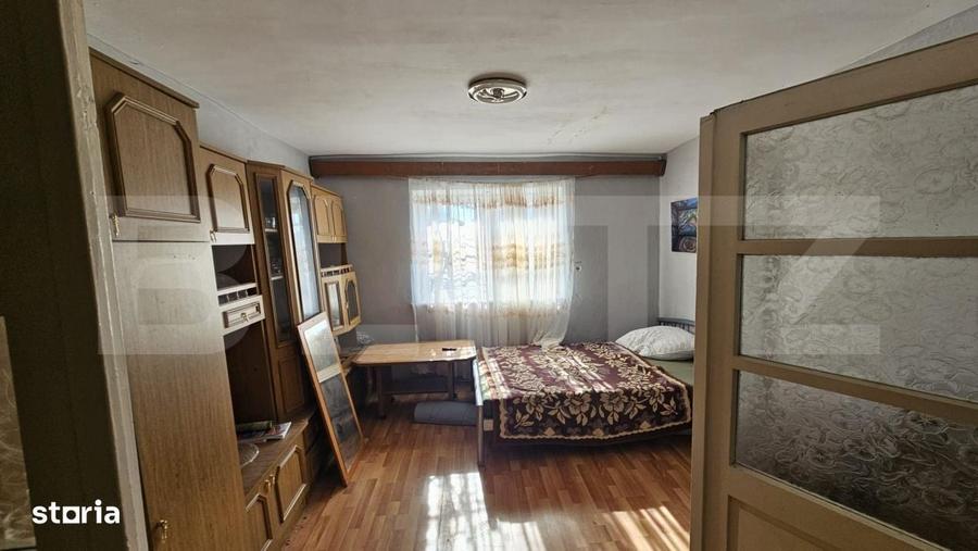 Casă cu 4 camere în Aronești