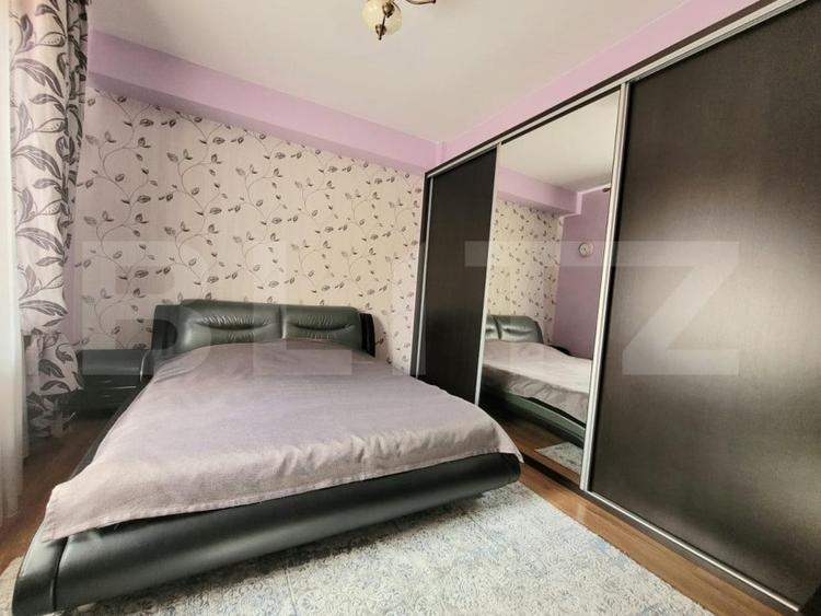 Casă individuală cu 6 camere cu Teren 449 Mp în Calea Severinului
