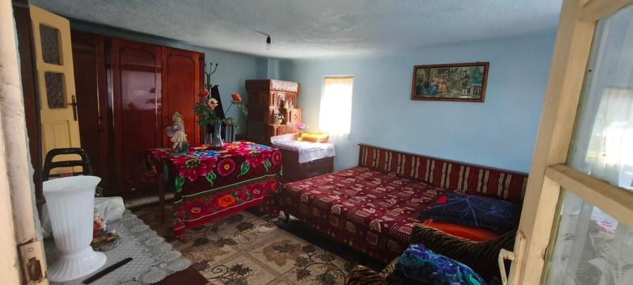 Casă cu 4 camere în Cocorăștii Colț
