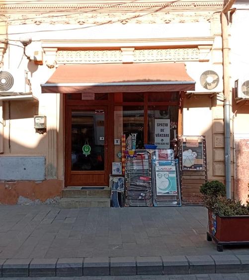 Spațiu comercial, de 58 mp, în Central