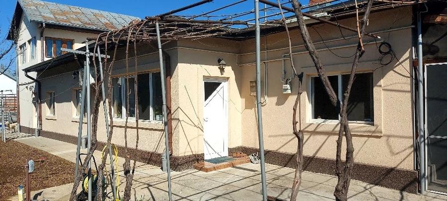 Casă cu Teren 318 Mp în Central