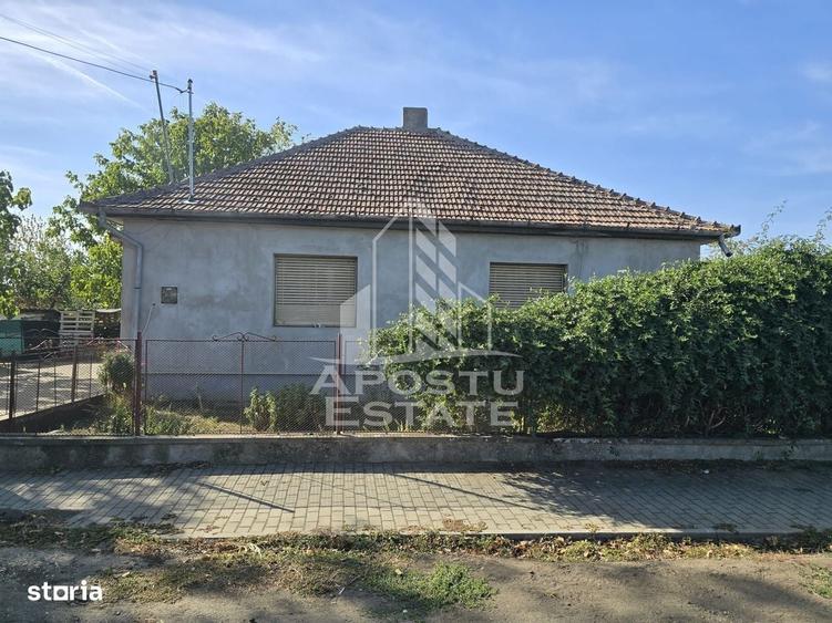 Casă cu 3 camere în Central