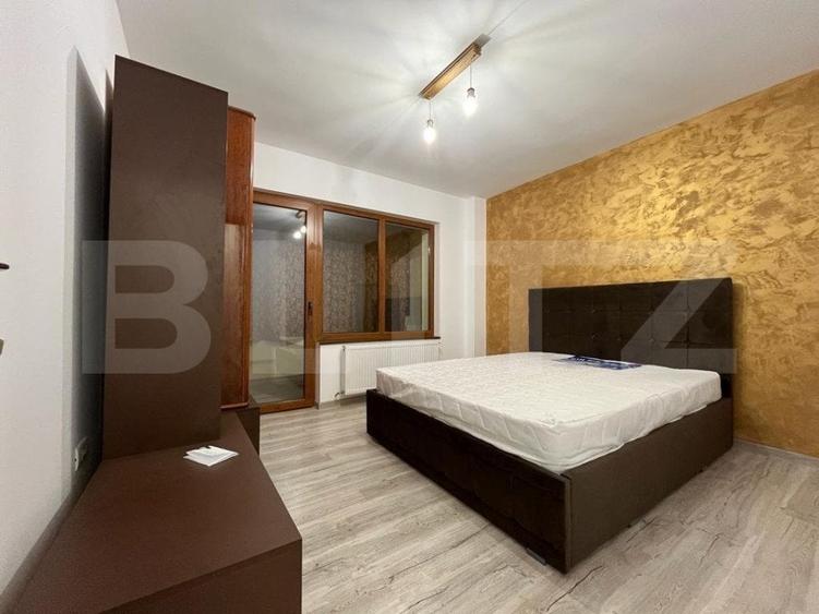 Apartament cu 3 camere decomandat în 1 Mai